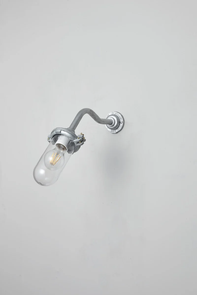Exterior Bracket Light, Canted, 7684