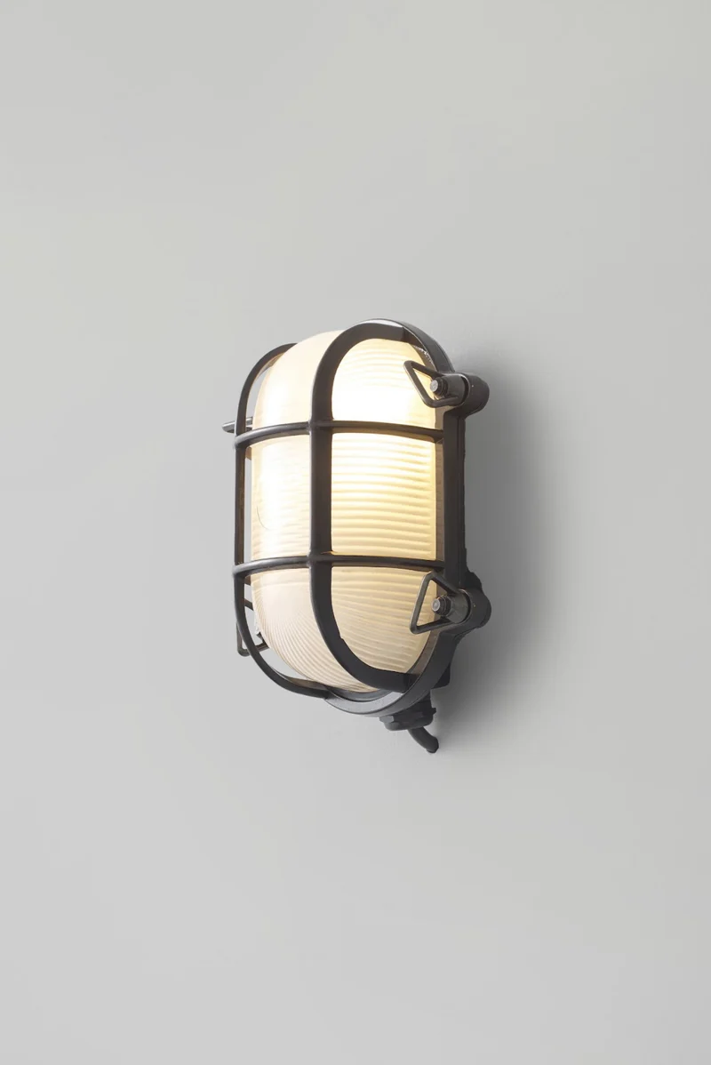 Oval Brass Bulkhead 7036