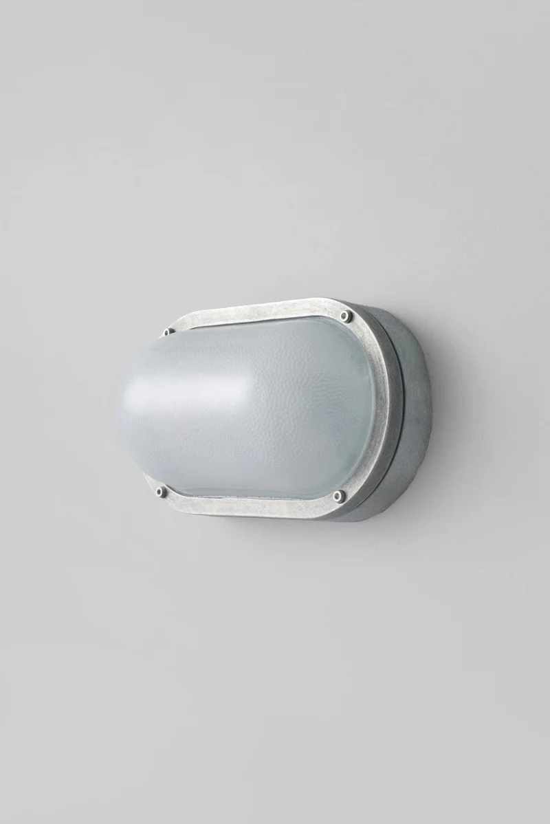 Oval Aluminium Bulkhead 8120