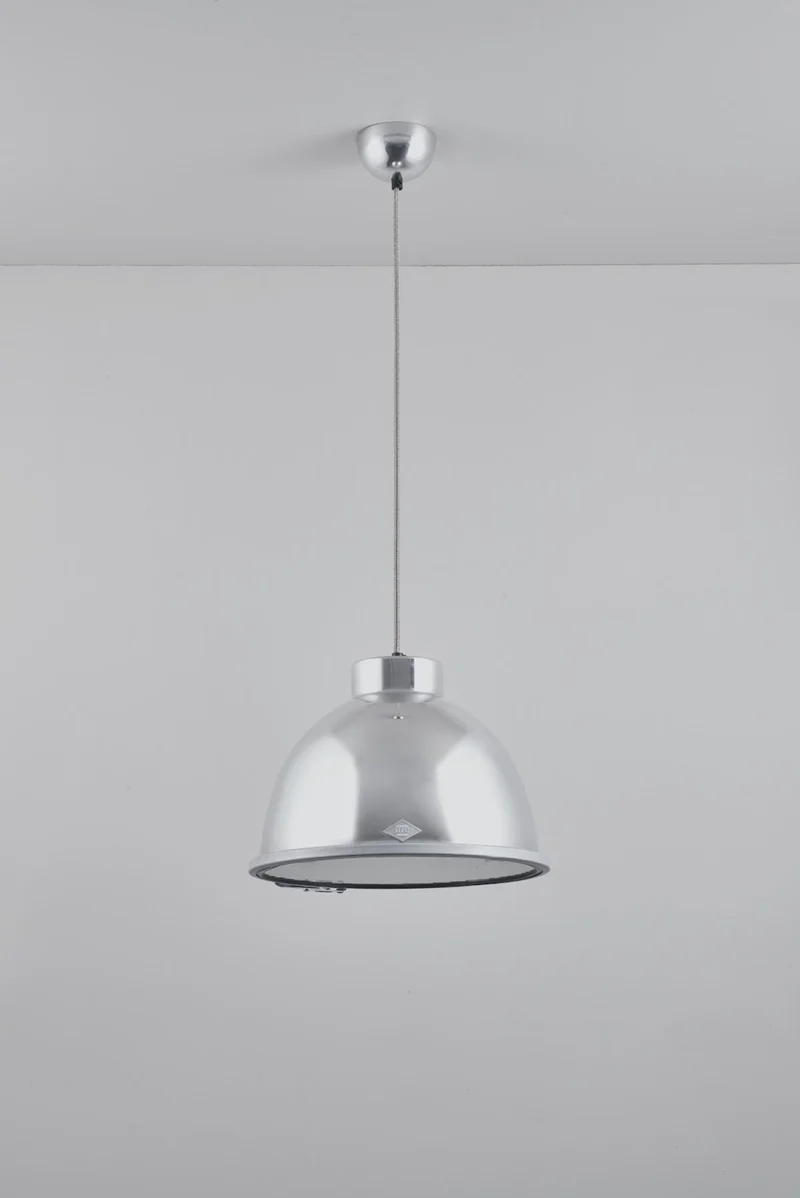 Giant 0 Pendant