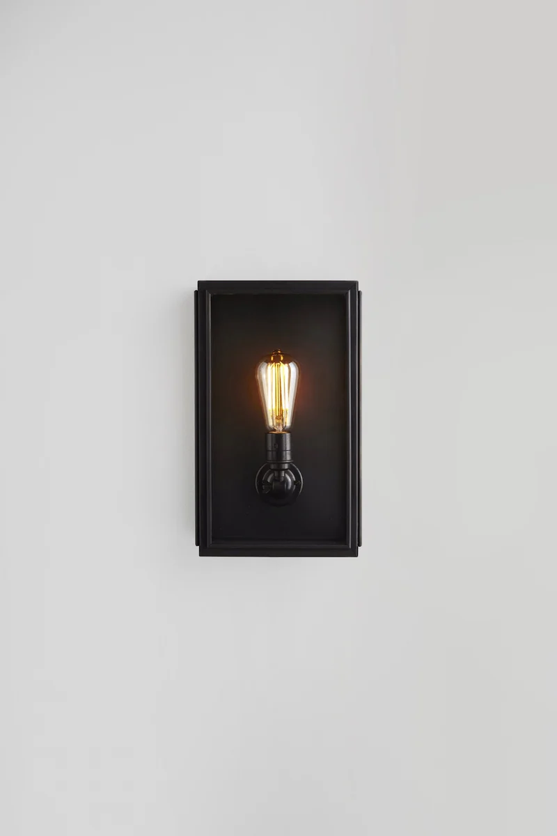 Medium Box Wall Light 7642 (Externally Glazed)