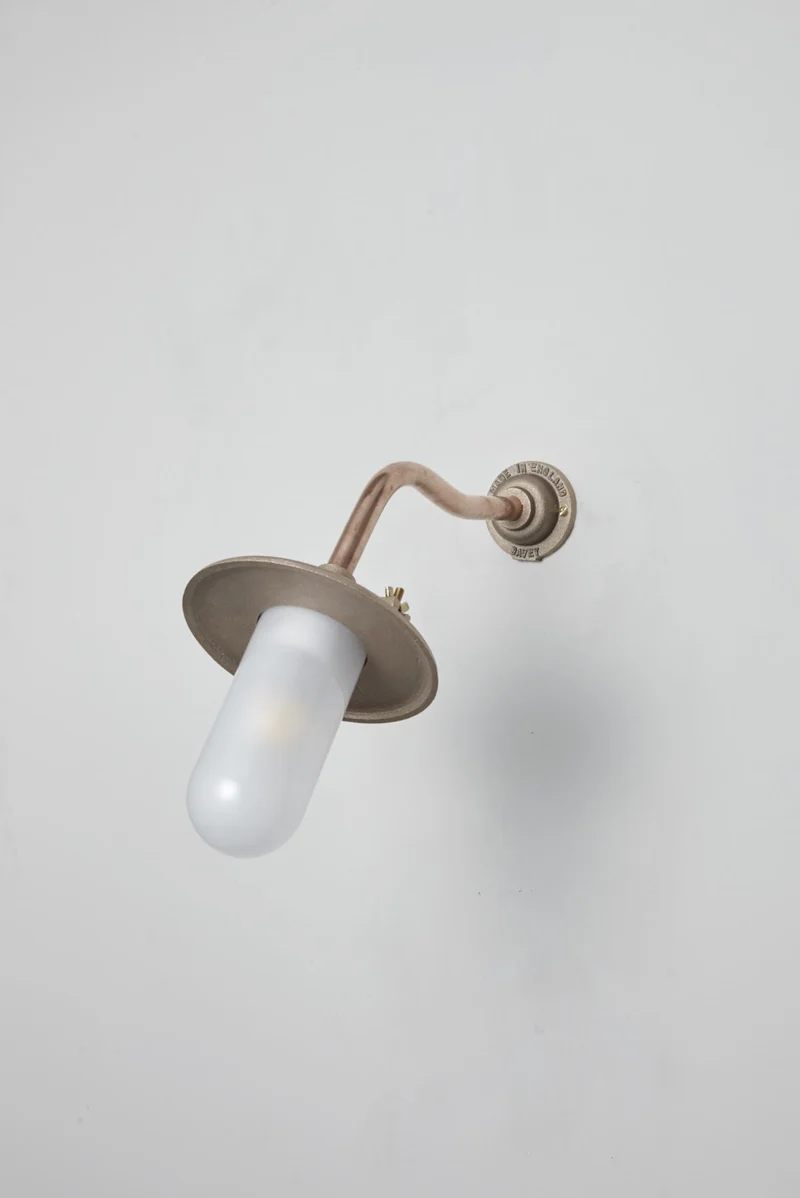 Exterior Bracket Light, Canted, 7685