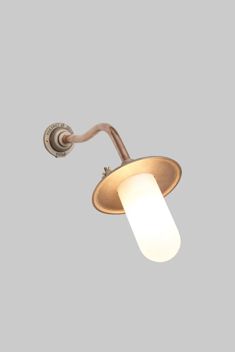 Exterior Bracket Light, Canted, 7685