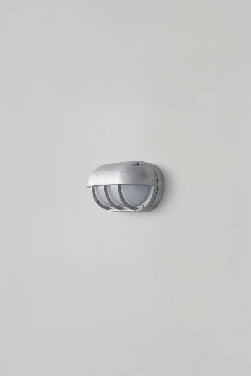 Oval Aluminium Bulkhead 8125