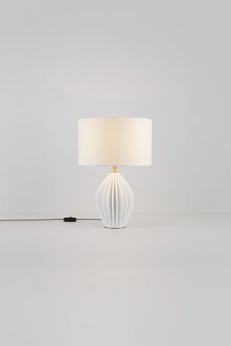 Fin Queen Table Light