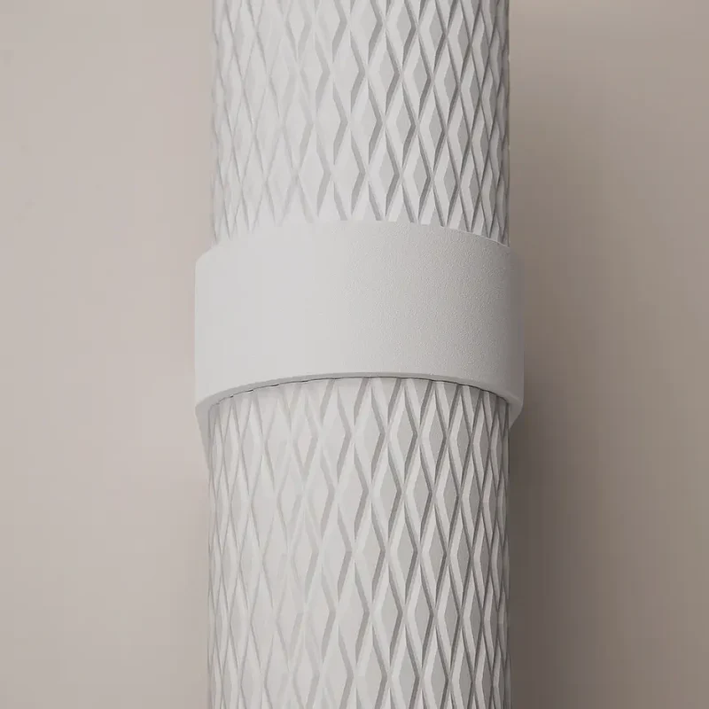 Wandleuchte – Weißes Aluminium, 2× GU10 Fassung, 10 W Leistung - Focus Design | Maytoni