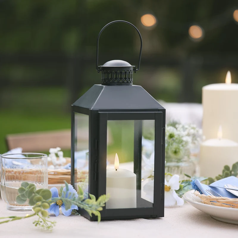 Schwarze "Seaton" Laterne mit TruGlow® LED‑Kerze & Fernbedienung