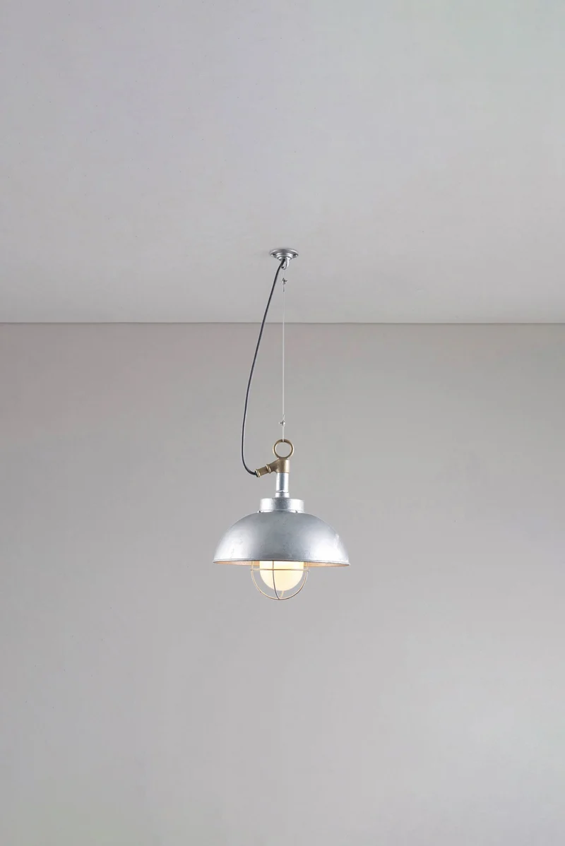 Shipyard Pendant