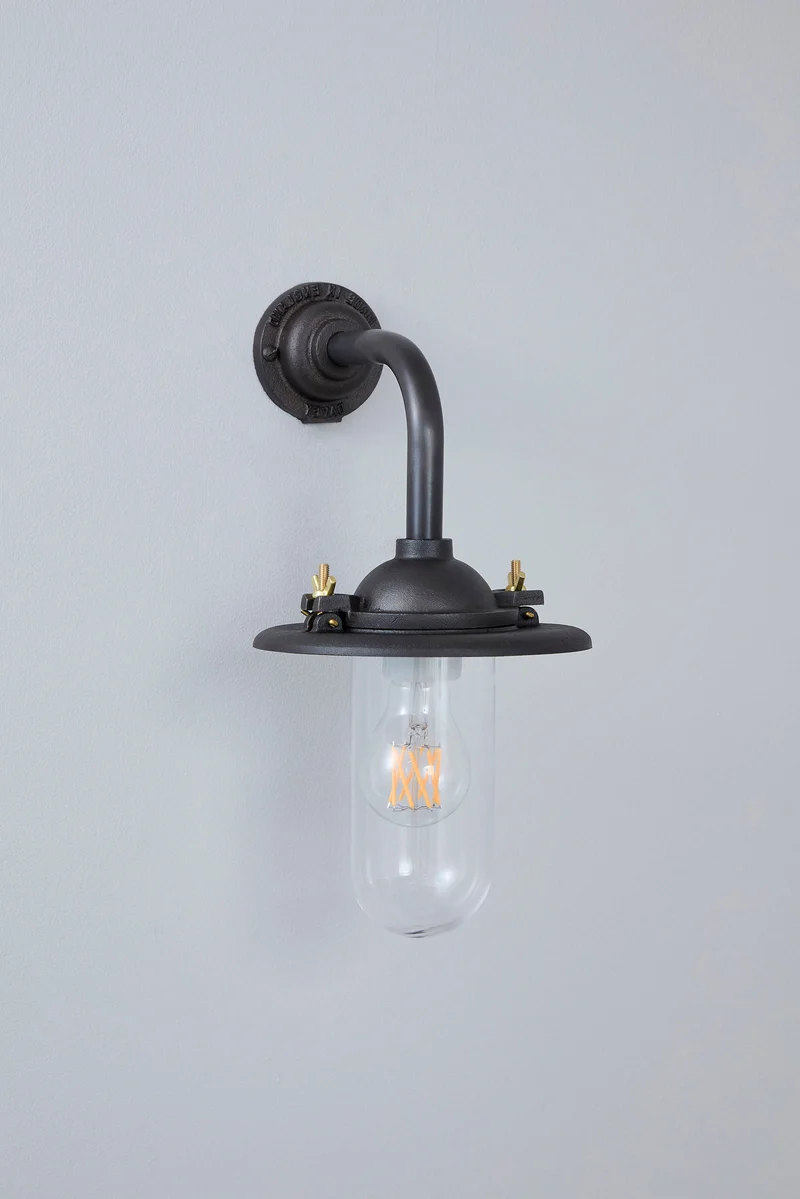 Exterior Bracket Light, 7685