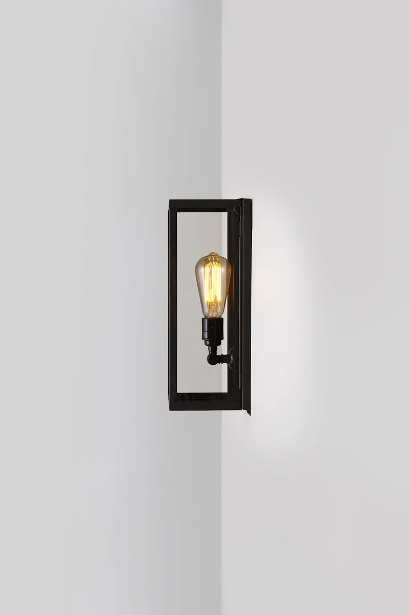 Narrow Box Wall Light 7650 (Internally Glazed)