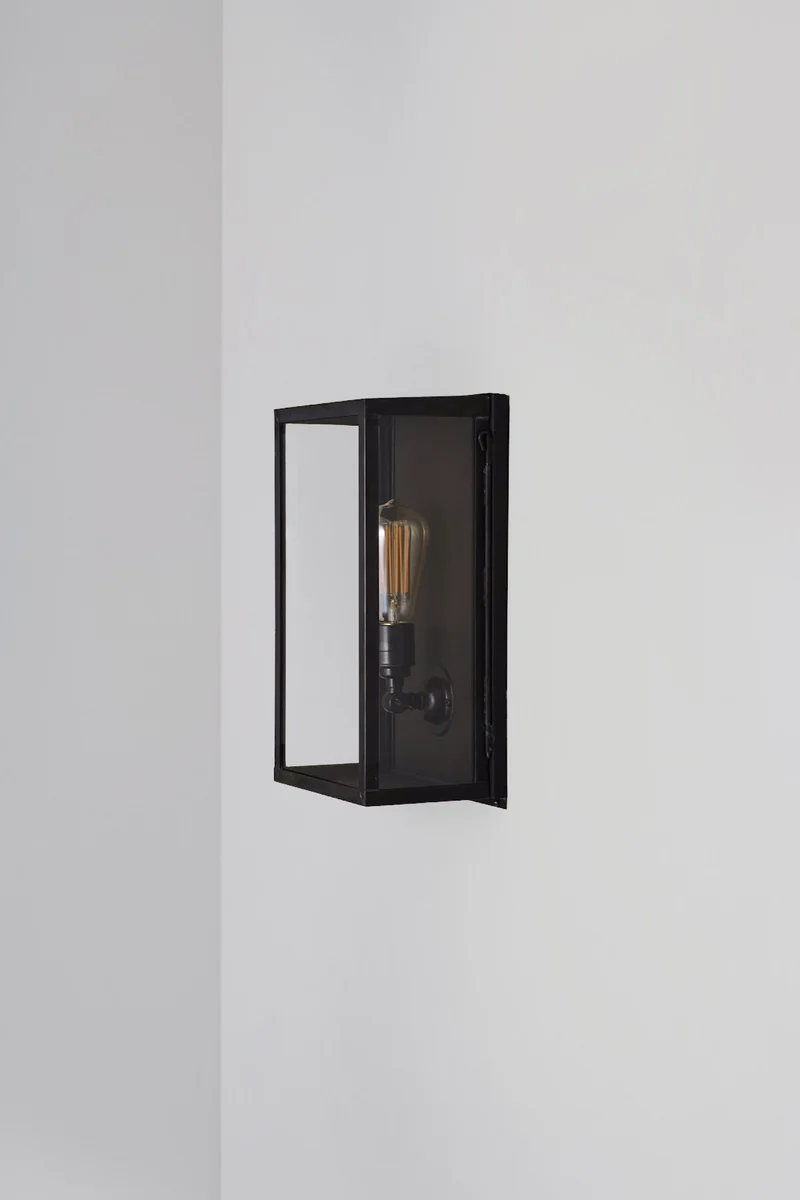 Medium Box Wall Light 7645 (Internally Glazed)