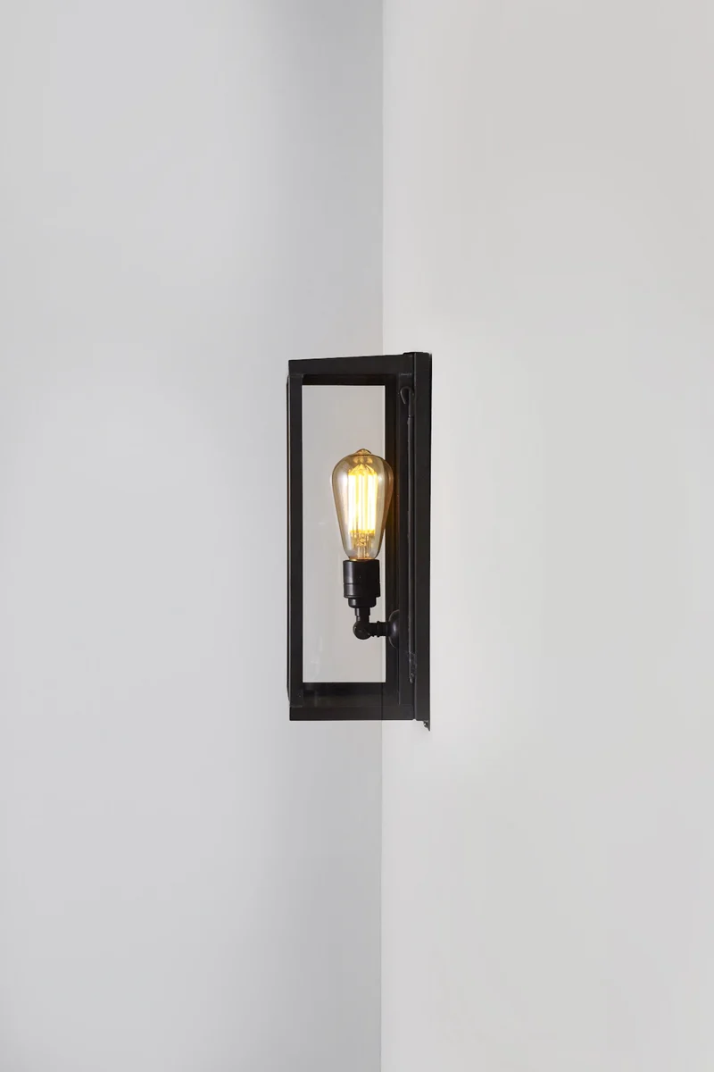 Medium Box Wall Light 7645 (Internally Glazed)