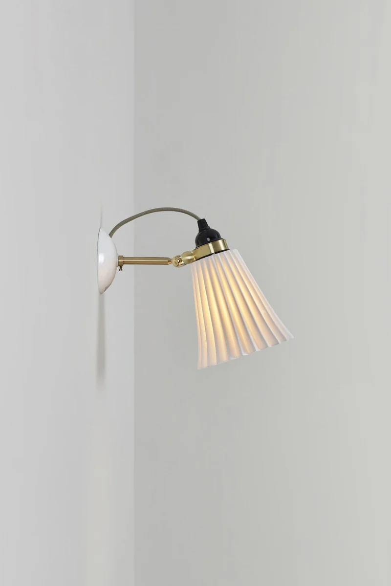 Hector Pleat Medium Wall Light, Brass
