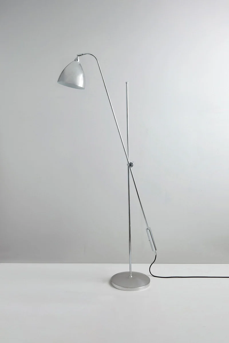Task Overreach Floor Light