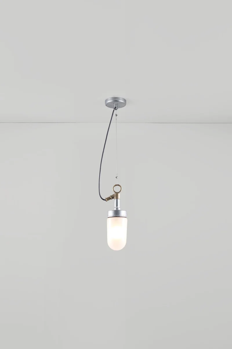 Well Glass Pendant 7679