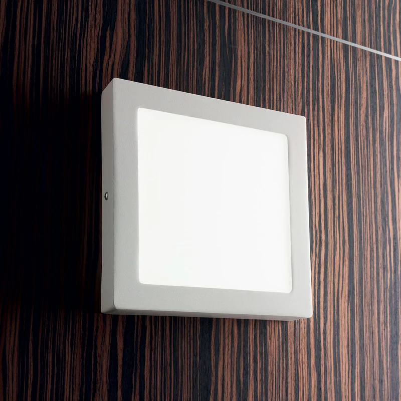 LED Aufbau-Downlight quadratisch | 6W | 122x122mm | CCT – 3 Lichtfarben