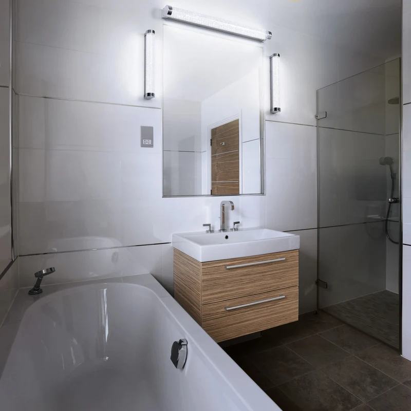 OSRAM ORBIS Tube Badezimmer Spiegel-/Wandleuchte Blasen-Glas 9W 40cm Chrom