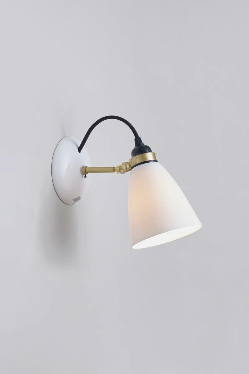 Hector 30 Wall Light