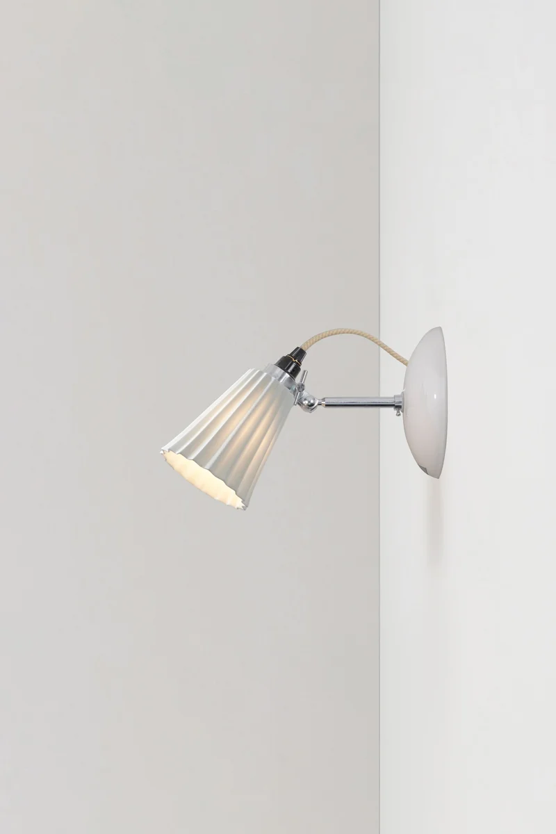 Hector Pleat Small Wall Light