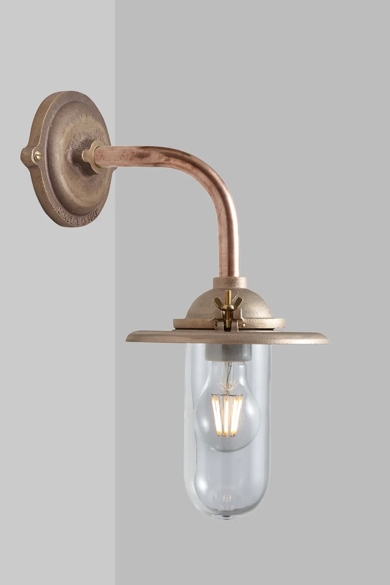 Exterior Bracket Light, 7685