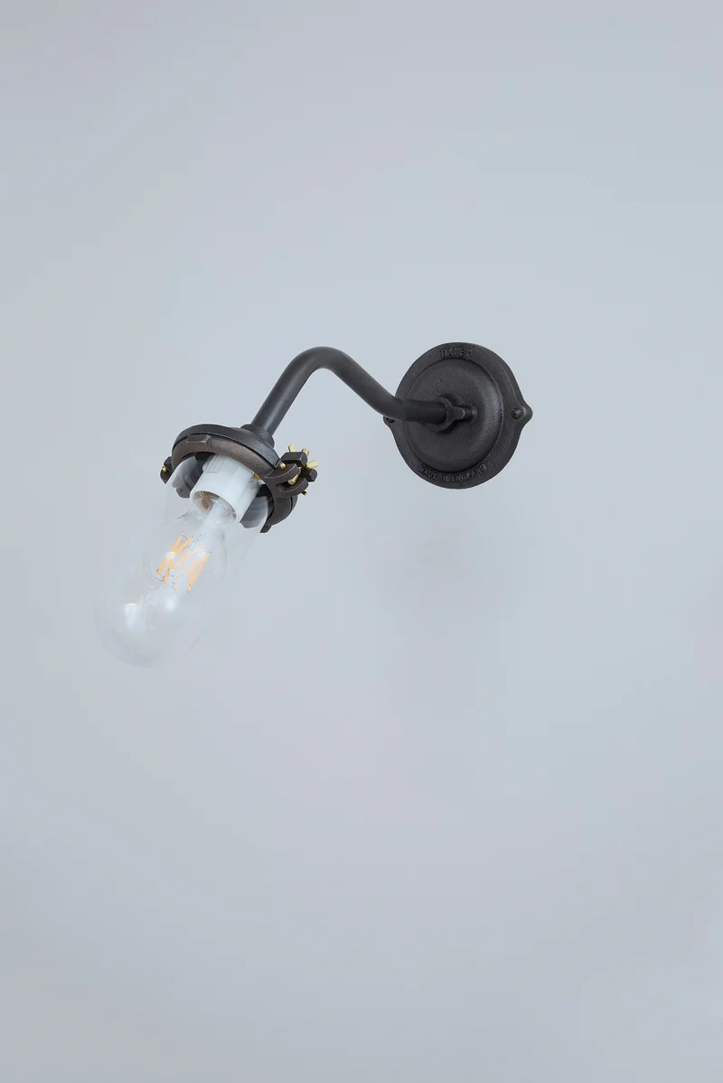 Exterior Bracket Light, Canted, 7684