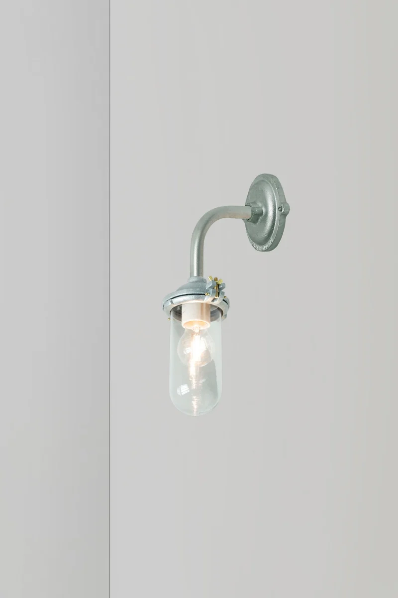 Exterior Bracket Light, 7684