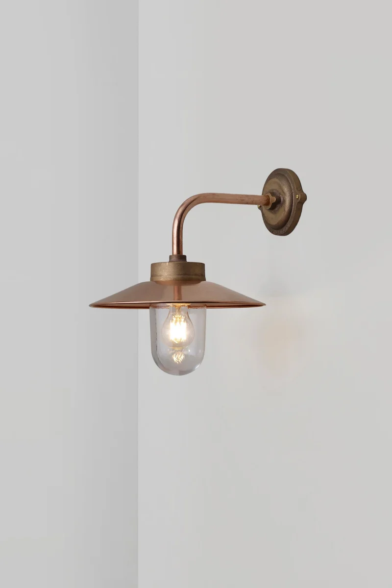 Exterior Bracket Light, 7680