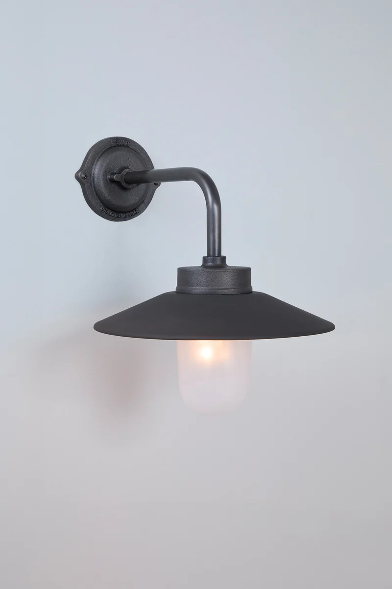Exterior Bracket Light, 7680