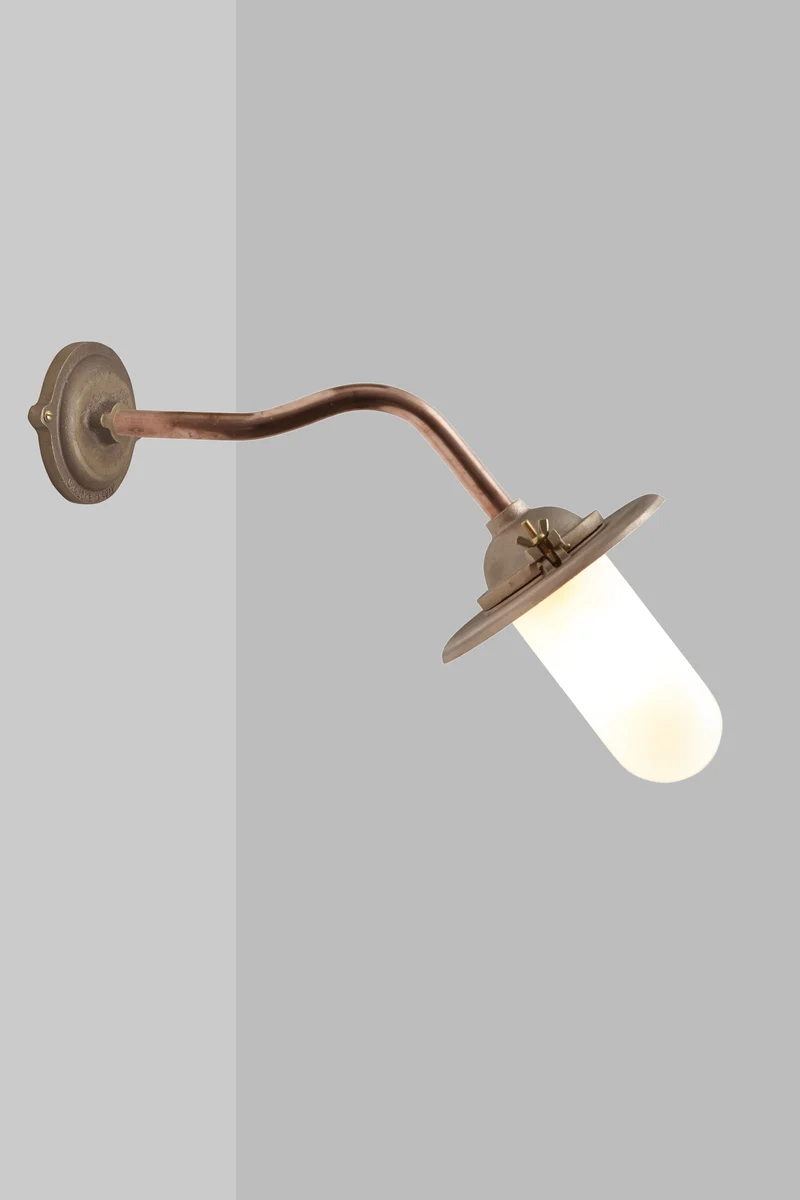 Exterior Bracket Light, Canted, 7685