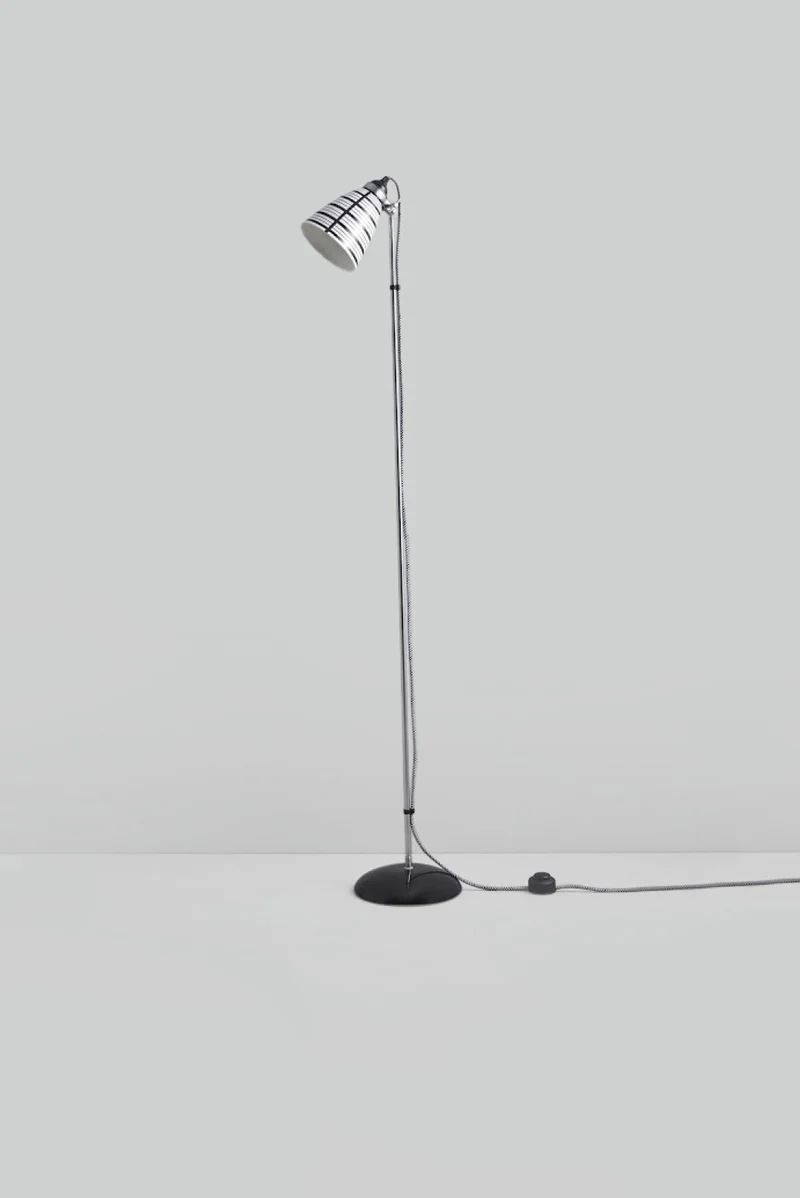 Circle Line Floor Light