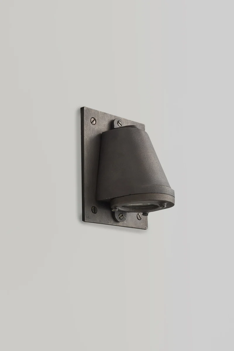 Mast Light