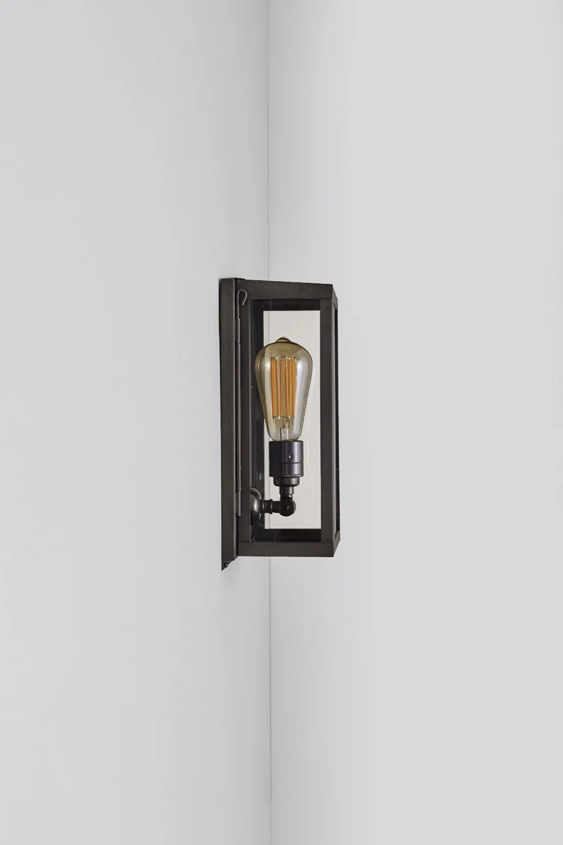 Small Box Wall Light 7644 (Internally Glazed)