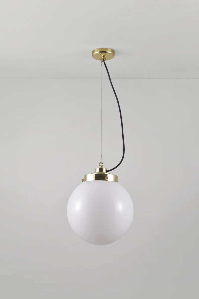 Medium Globe Pendant