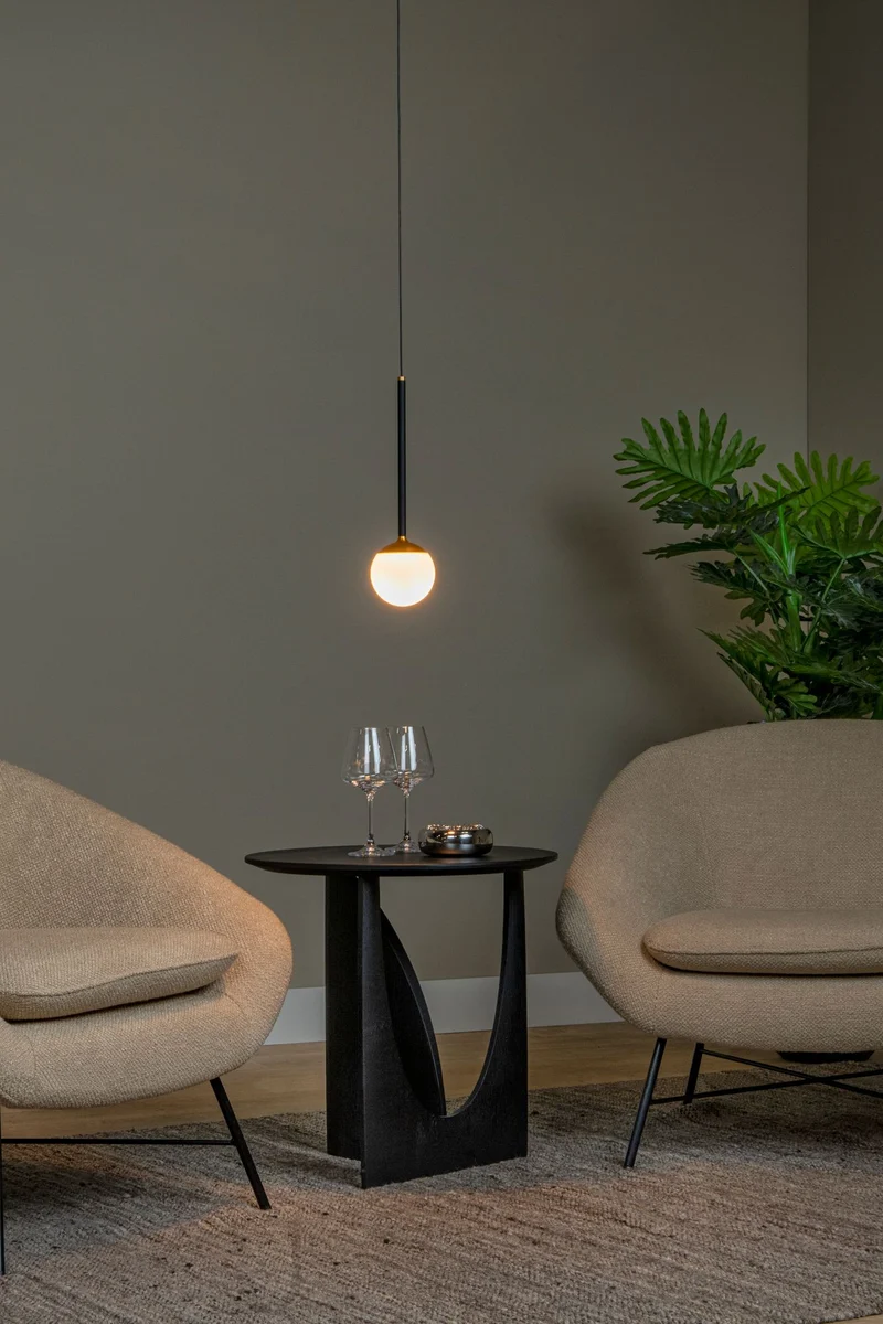 LED-Pendelleuchte Calina dimmbar mit CCT