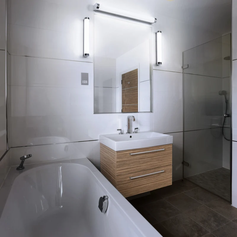 OSRAM ORBIS Tube Badezimmer Spiegel-/Wandleuchte Frost-Glas 9W 40cm dimmbar Chrom