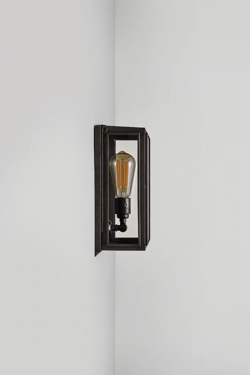 Small Box Wall Light 7641 (Externally Glazed)
