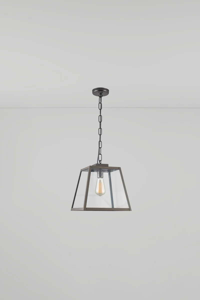 Quad Medium Pendant, Closed Top