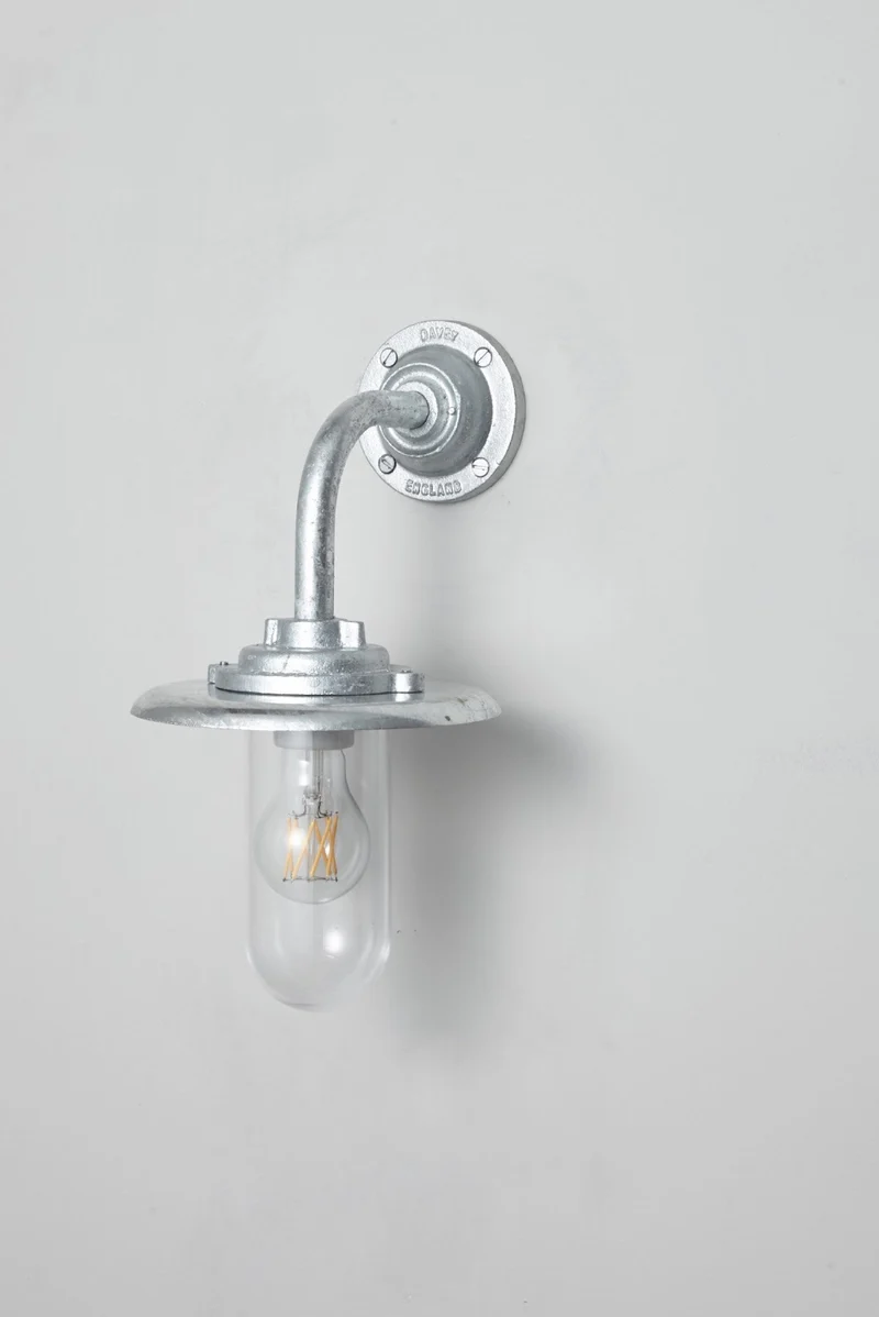 Exterior Bracket Light, 60W, 7677