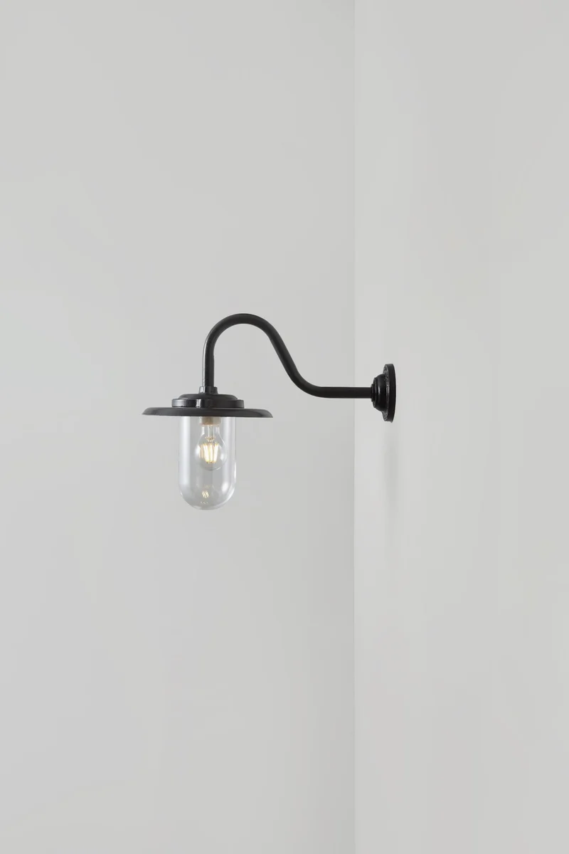 Exterior Bracket Light, 100W, 7677