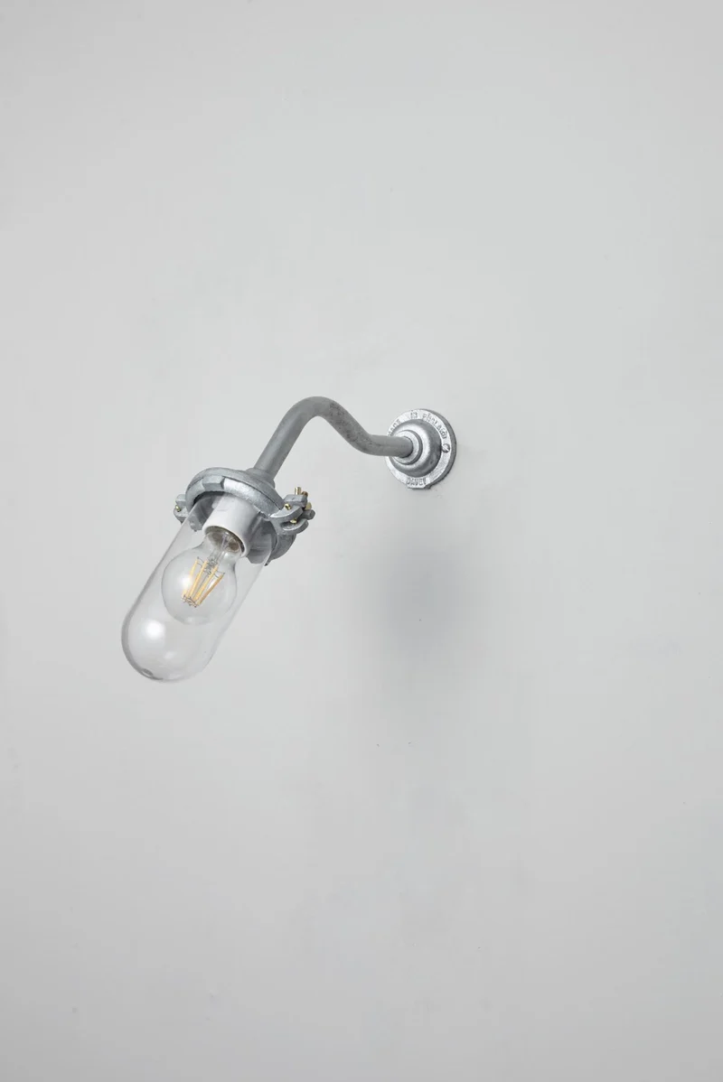 Exterior Bracket Light, Canted, 7684