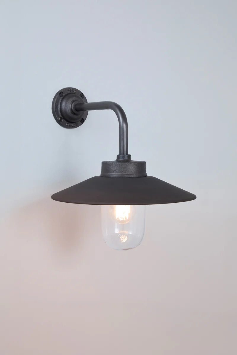 Exterior Bracket Light, 7680