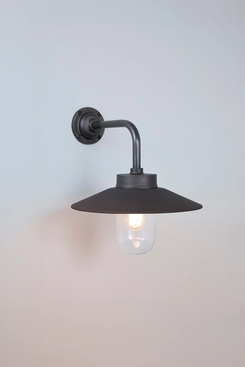 Exterior Bracket Light, 7680