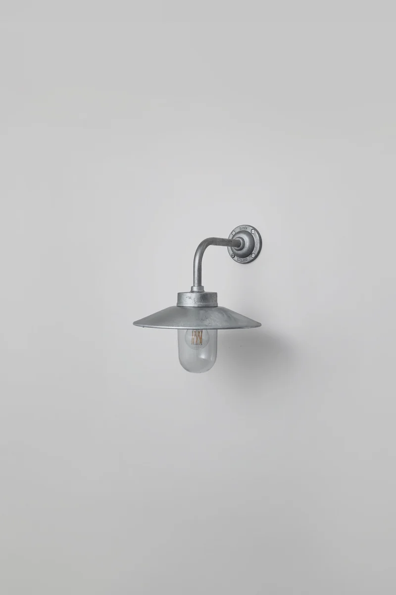 Exterior Bracket Light, 7680