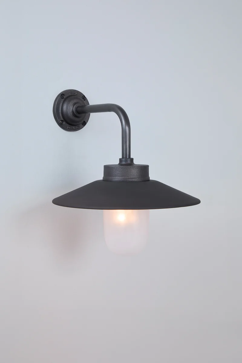 Exterior Bracket Light, 7680