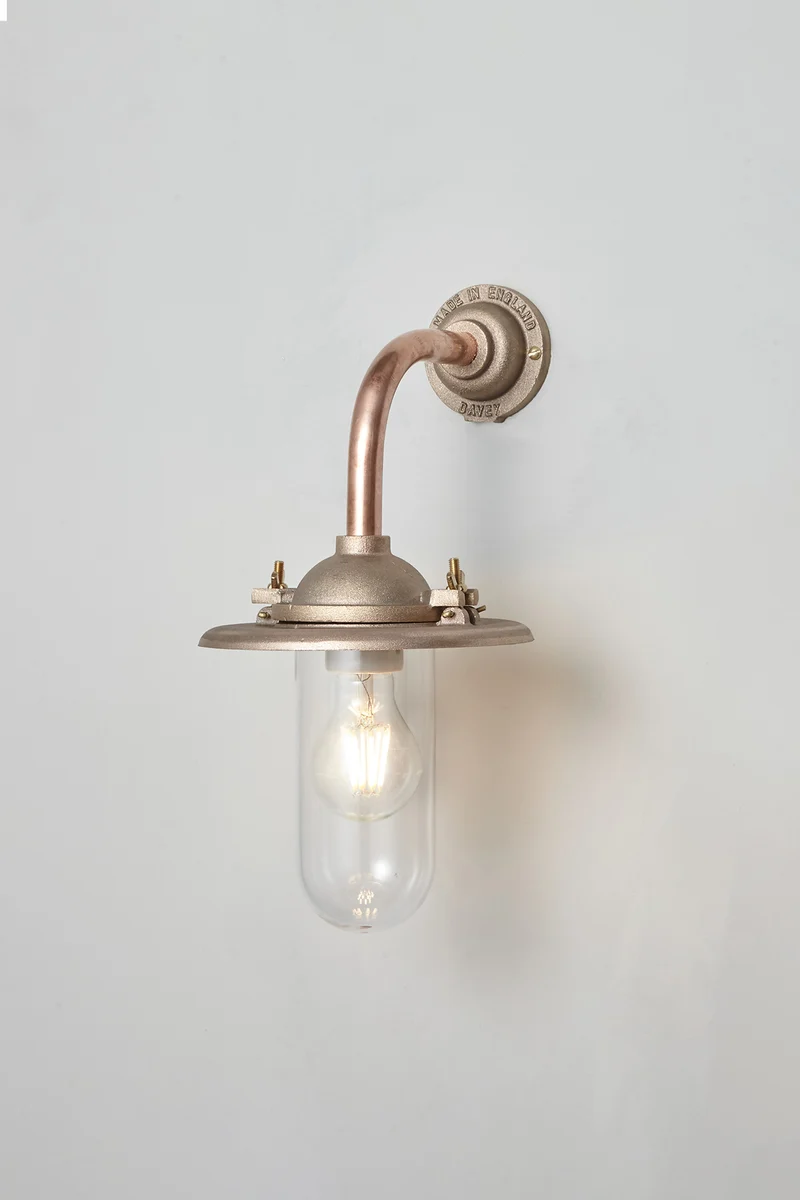 Exterior Bracket Light, 7685