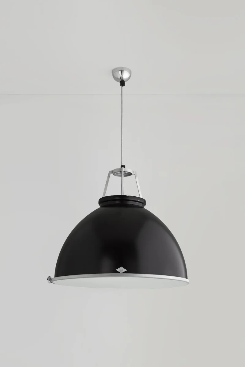 Titan Size 5 Pendant with Diffuser