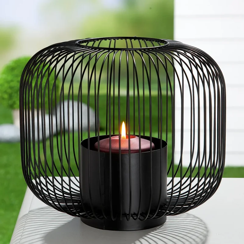 Windlicht – Filigrane Metallstruktur, Schwarze Oberfläche, Stilvoller Glaseinsatz, 24 cm - Filo | Gilde