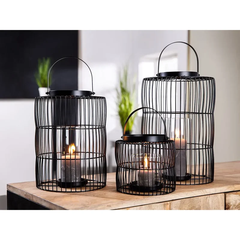Windlicht – Schwarzes Metall, Elegante Bühne, Stilvoller Glaseinsatz, 35 cm - Stage | Gilde