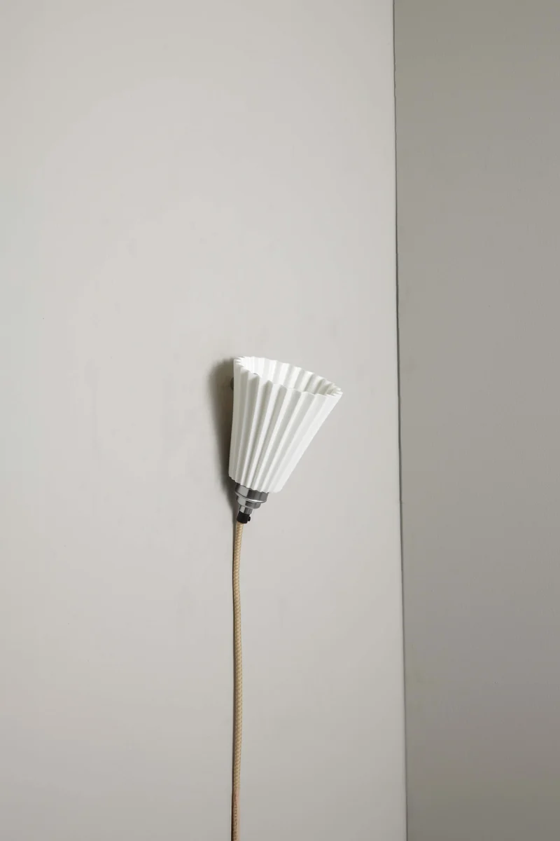 Portable Pleat Medium Wall Light