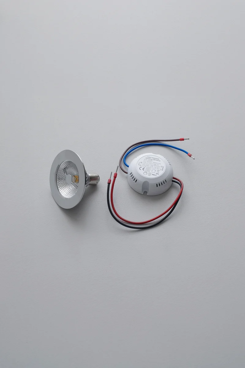 Whitby AR70 LED Spotlight Bulb and Round Dimmable Driver Set for Spotlights with an Integral Driver